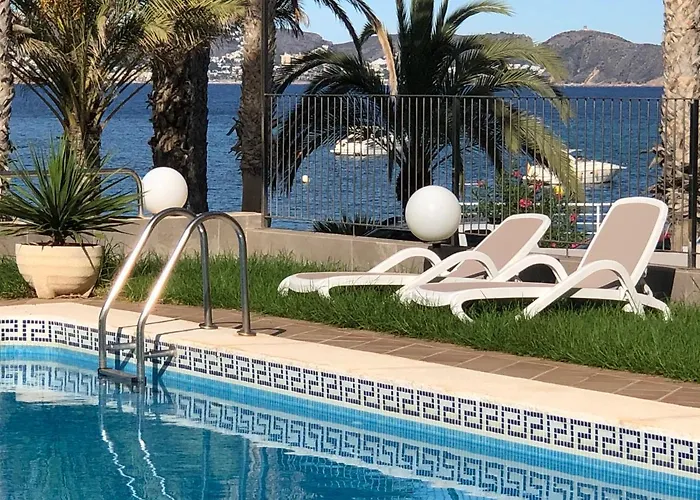 Mesana 102 / Penthouse *